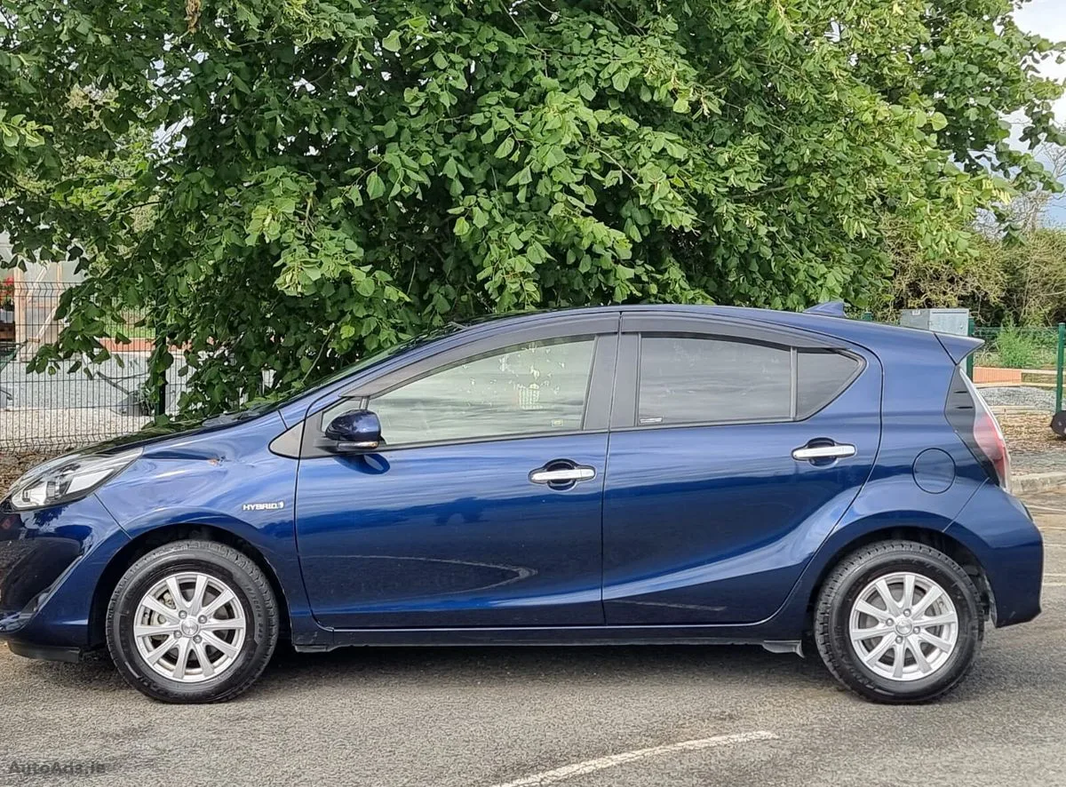 2019 Toyota Aqua – photo 14