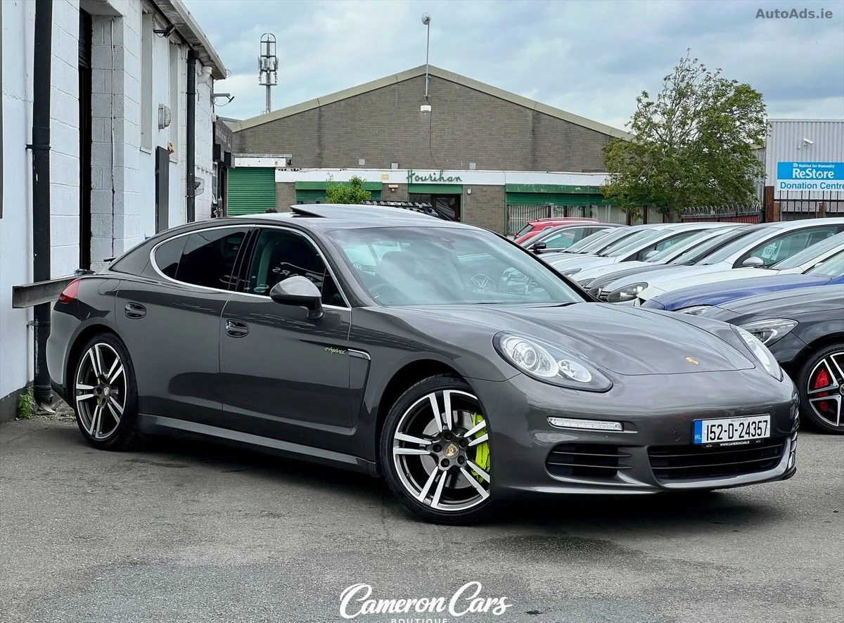 2015 Porsche Panamera – photo 3