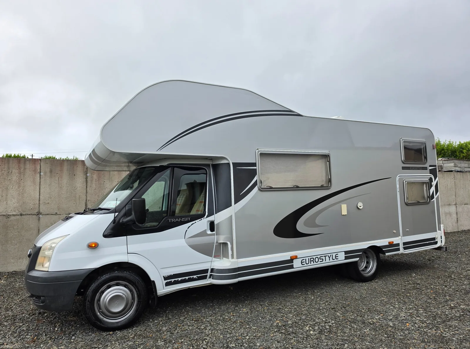 2008 Ford Transit