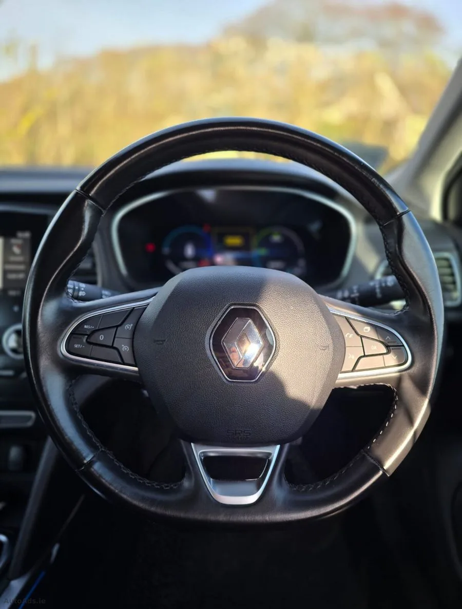 2021 Renault Megane – photo 17