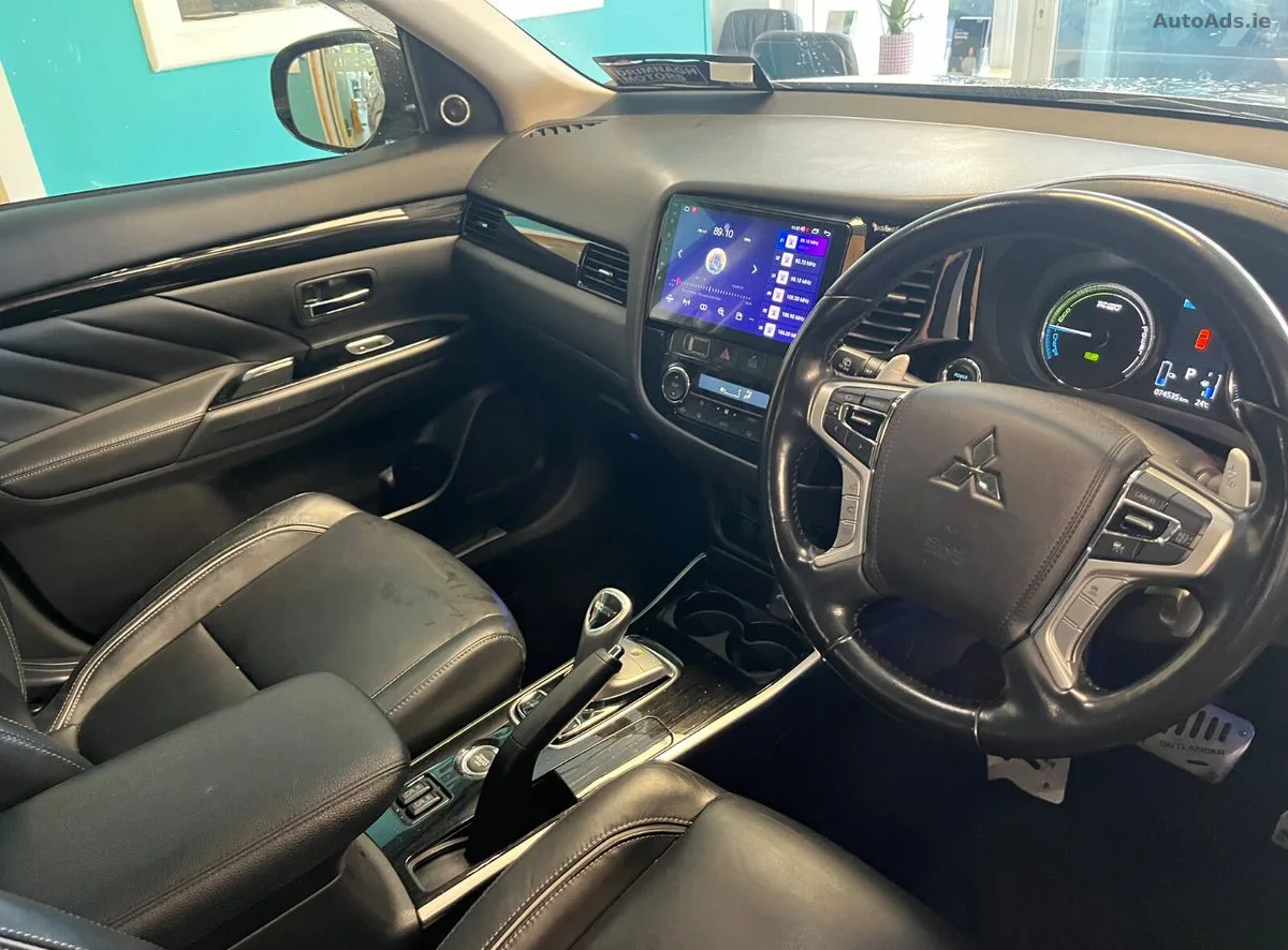 2017 Mitsubishi Outlander – photo 11