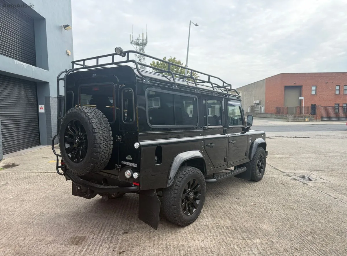 2011 Land Rover Defender – photo 3