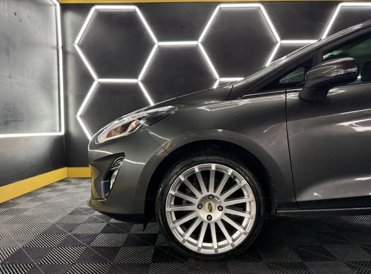 2018 Ford Fiesta – photo 14
