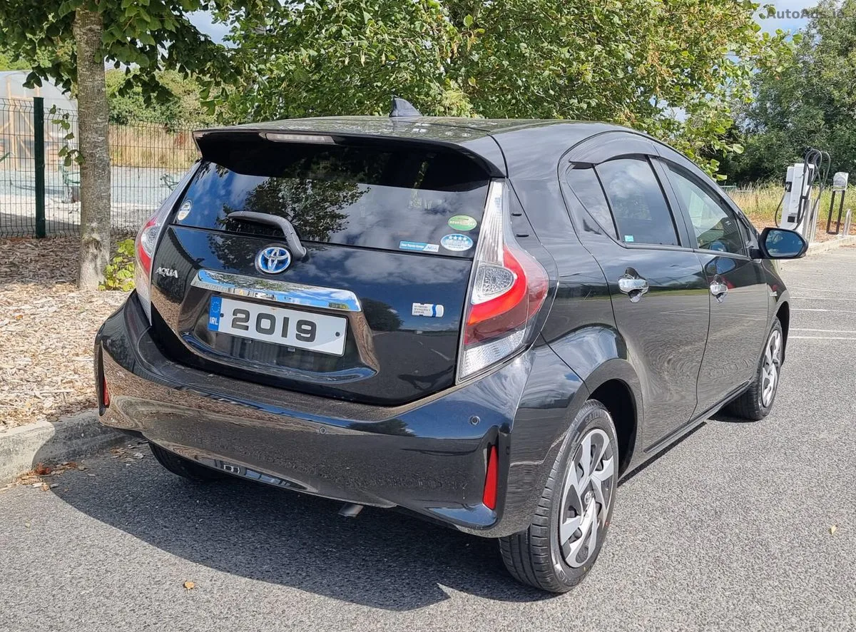 2019 Toyota Aqua – photo 8