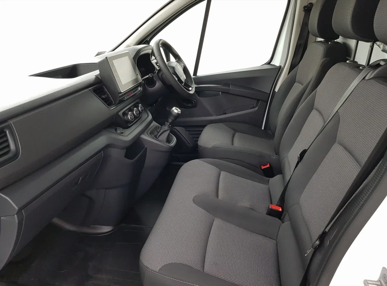 2025 Renault Trafic – photo 4