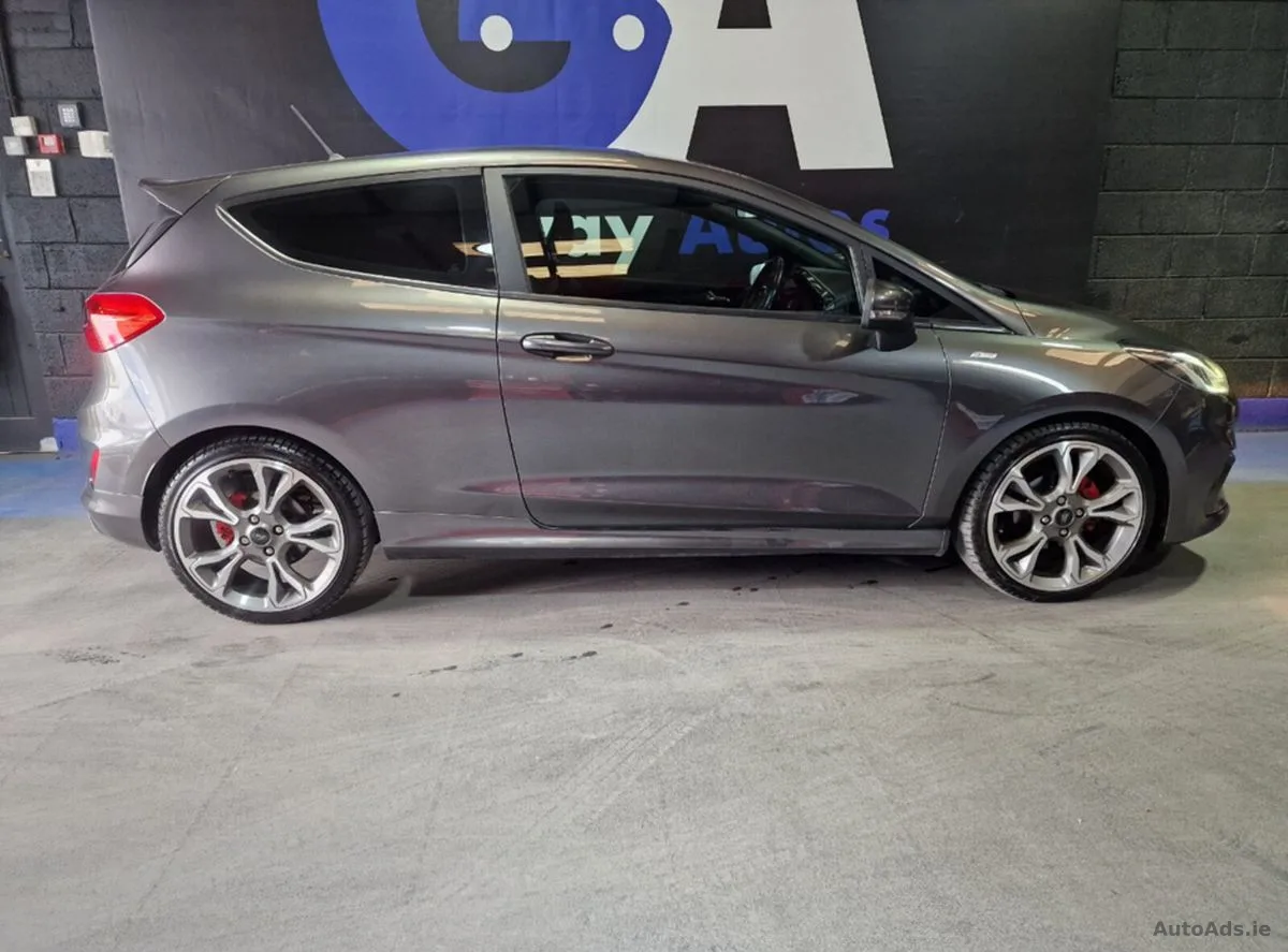 2018 Ford Fiesta – photo 11