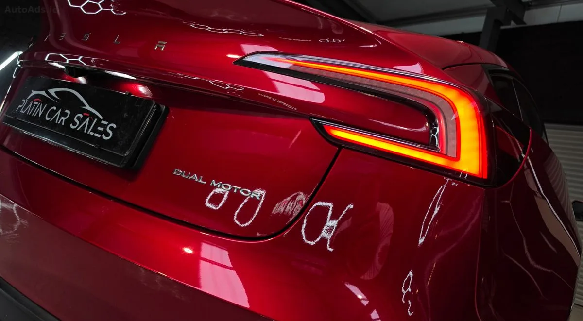 2024 Tesla Model 3 – photo 9