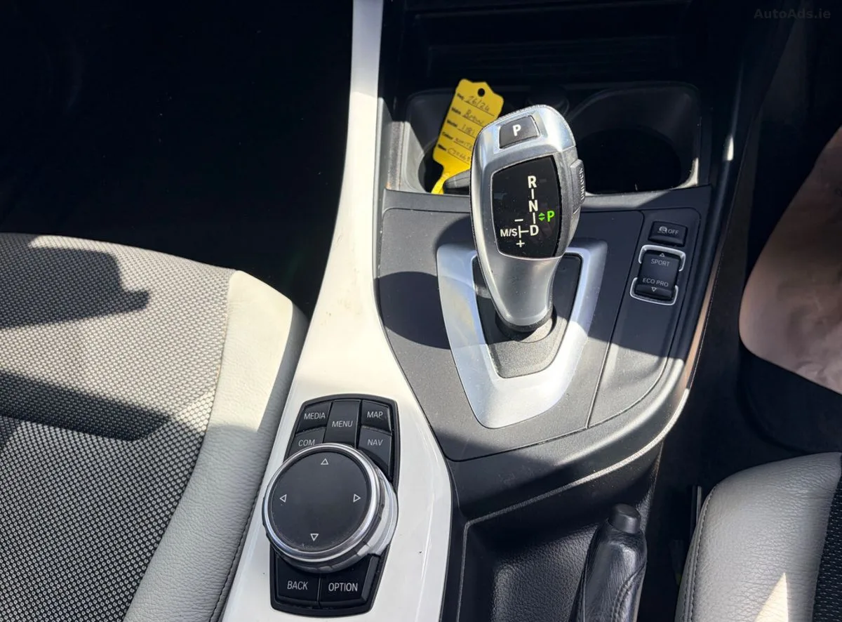 2017 BMW 1-Series – photo 20