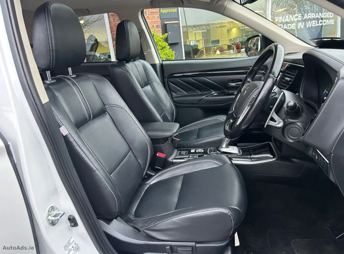 2017 Mitsubishi Outlander – photo 20