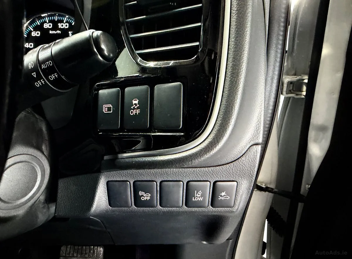2018 Mitsubishi Outlander – photo 9
