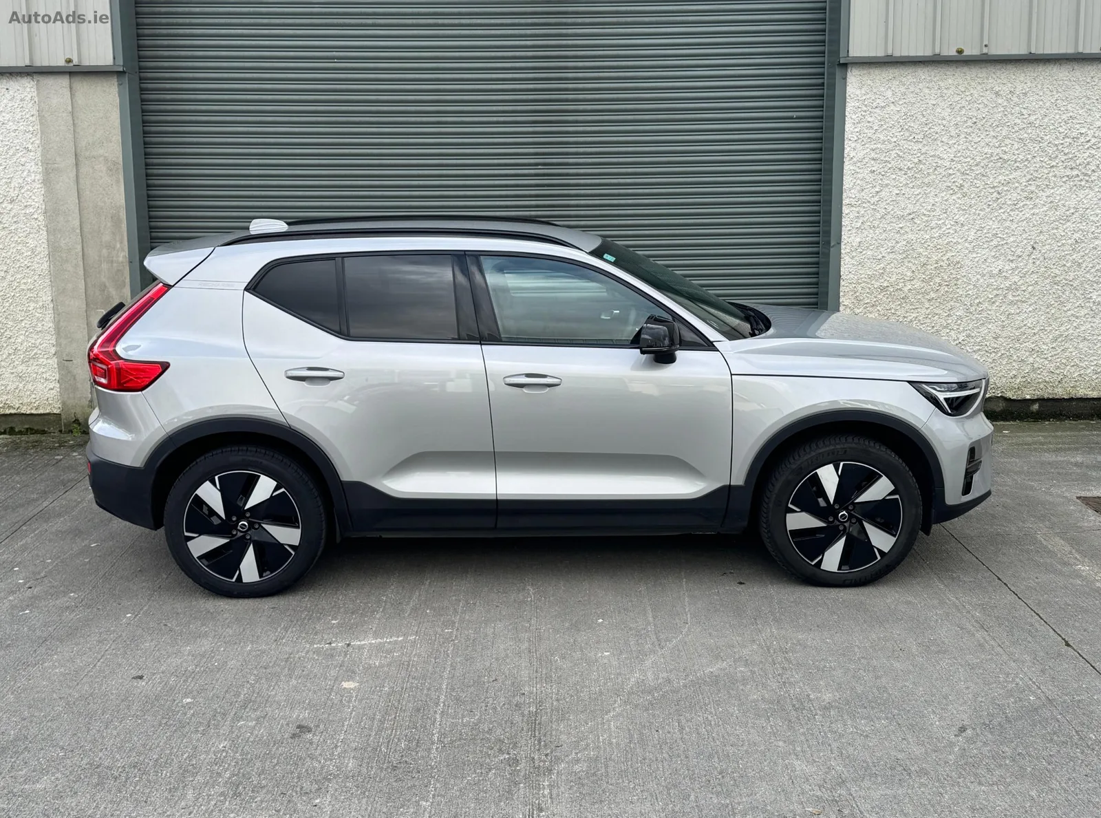 2023 Volvo XC40