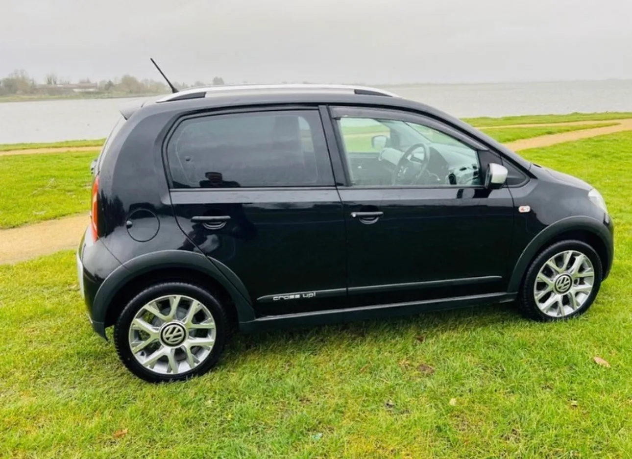2015 Volkswagen Up – photo 8