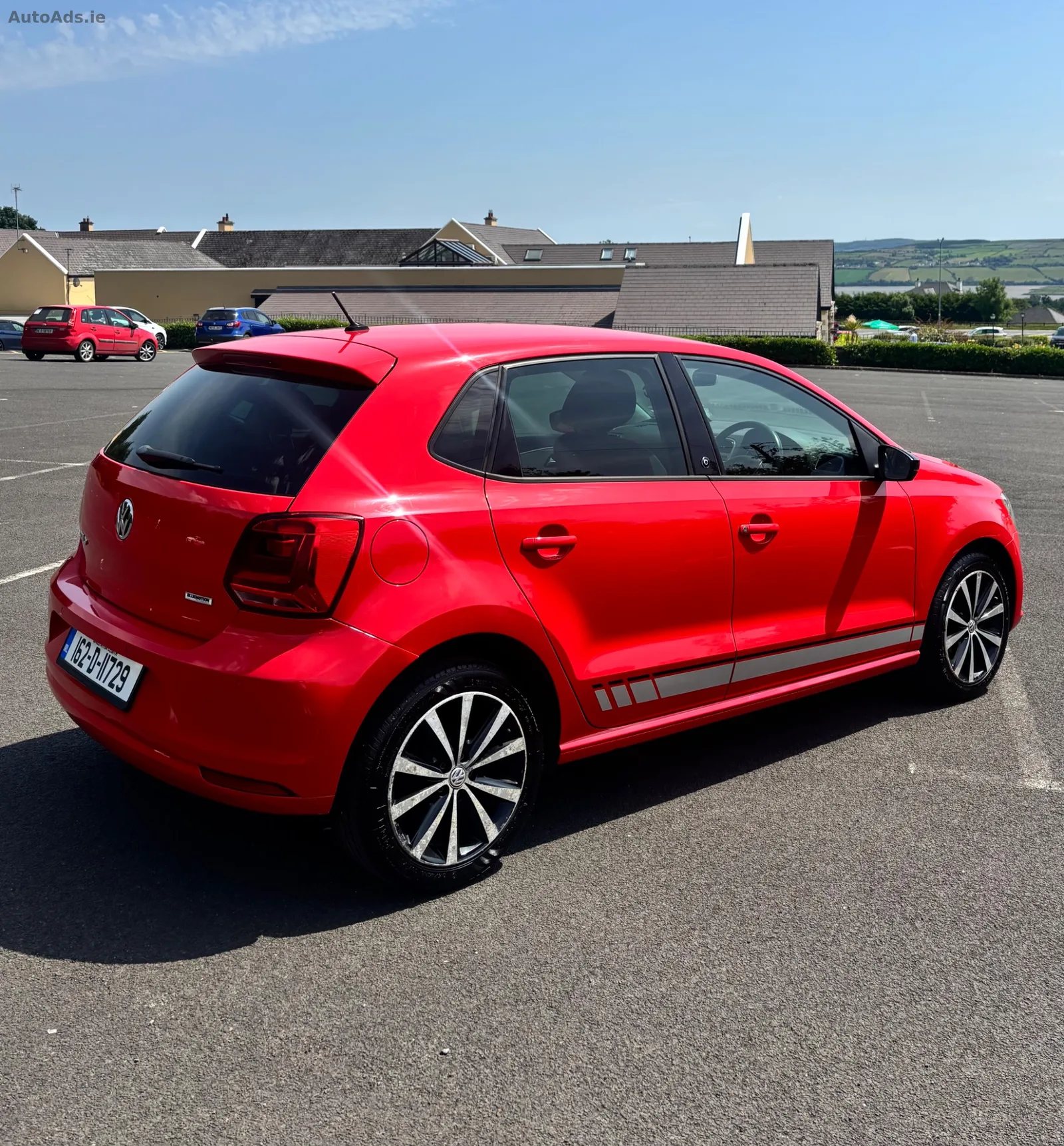 2016 Volkswagen Polo – photo 1