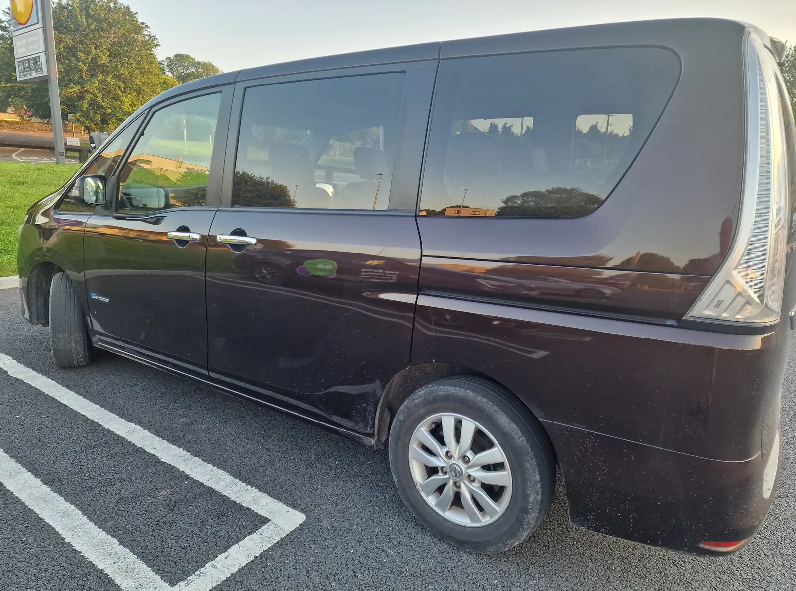2014 Nissan Serena – photo 5