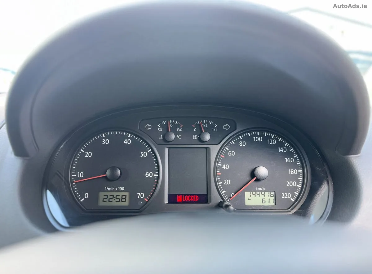 2008 Volkswagen Polo – photo 11
