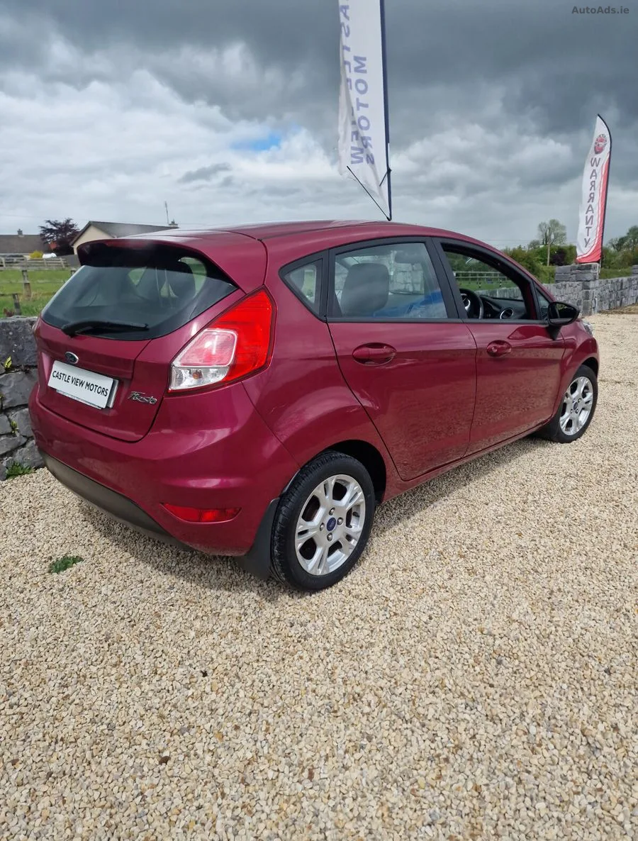 2014 Ford Fiesta – photo 7