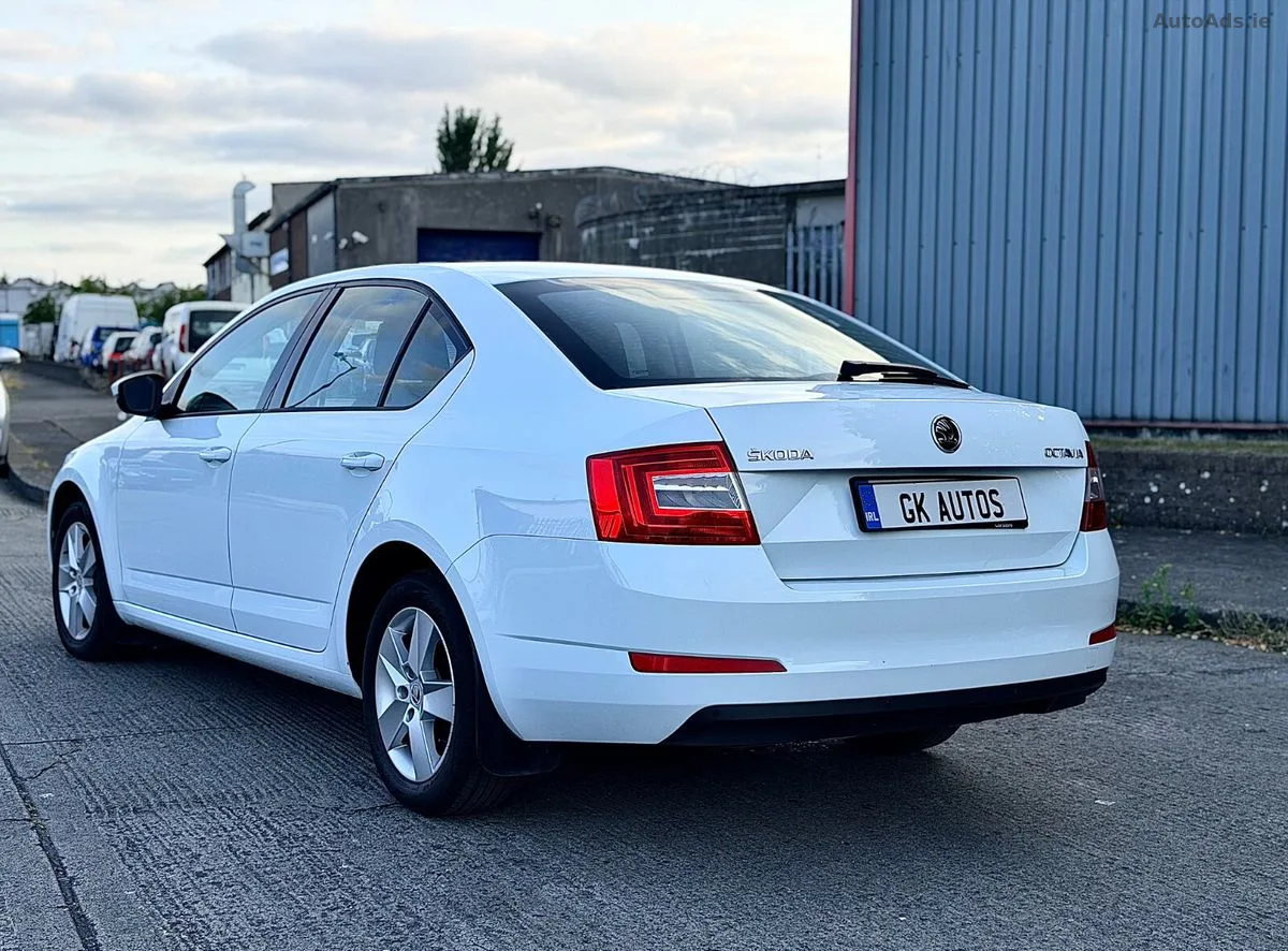 2016 Skoda Octavia – photo 5