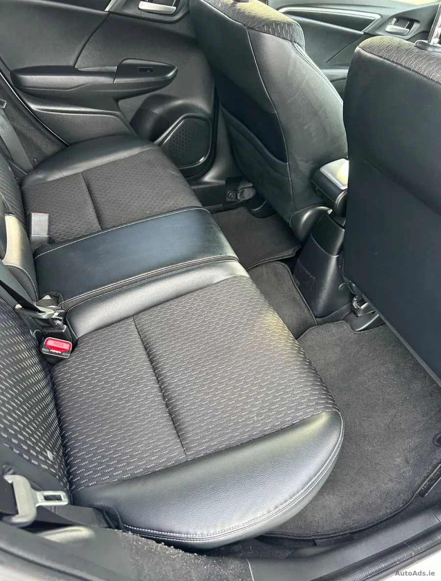 2017 Honda Fit – photo 9