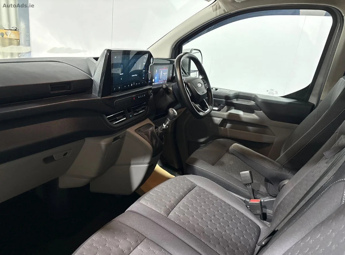 2024 Ford Transit Custom – photo 16
