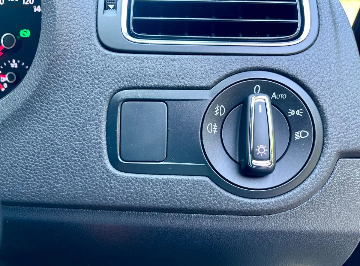 2016 Volkswagen Polo – photo 16