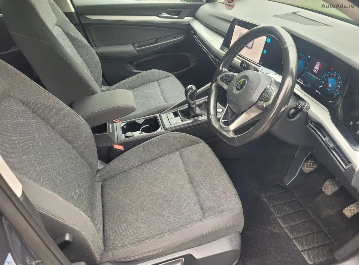 2022 Volkswagen Golf – photo 15