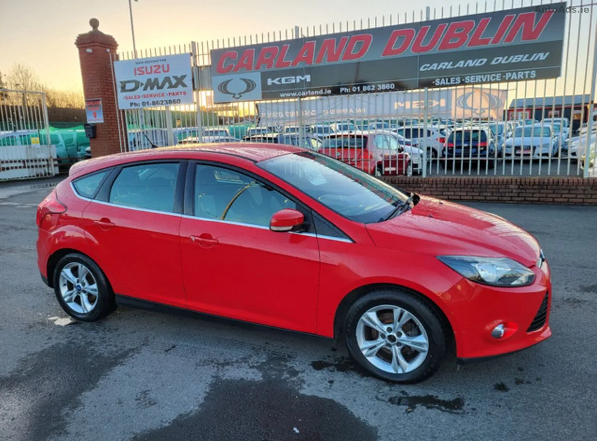 2012 Ford Focus – photo 2