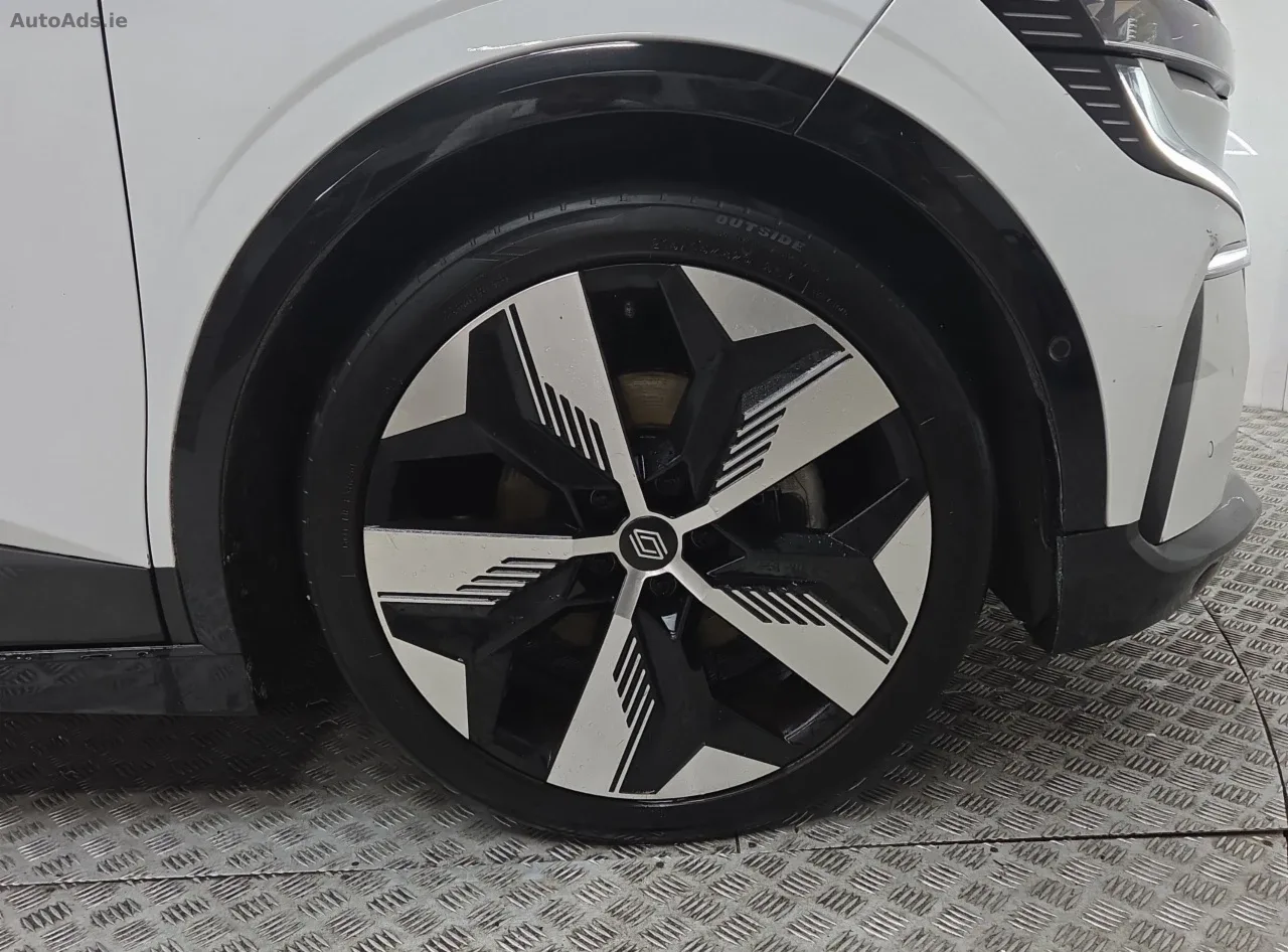 2023 Renault Megane E-Tech – photo 7