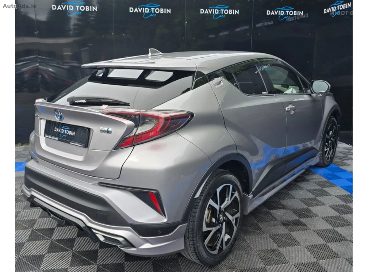 2017 Toyota C-HR – photo 4