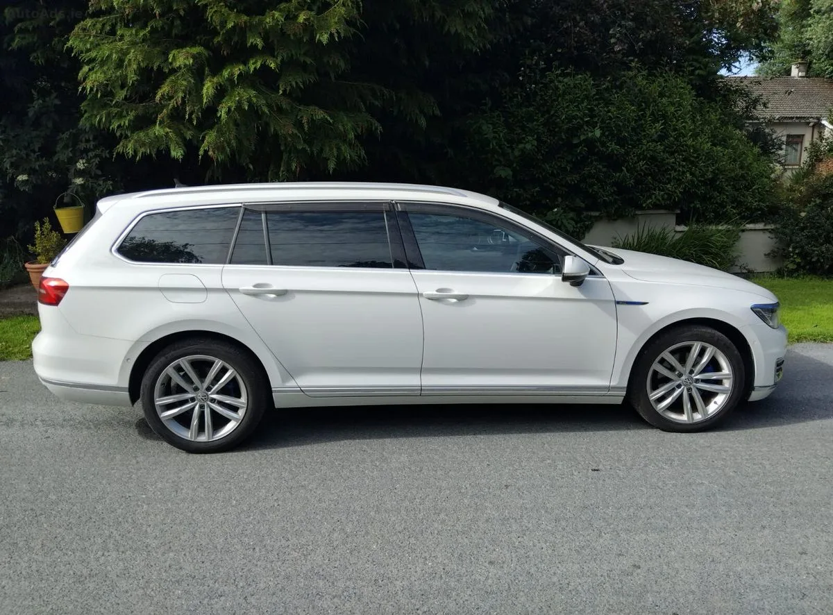 2018 Volkswagen Passat – photo 11