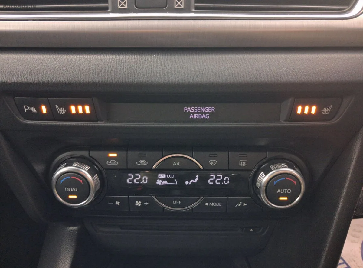 2014 Mazda Mazda3 – photo 10