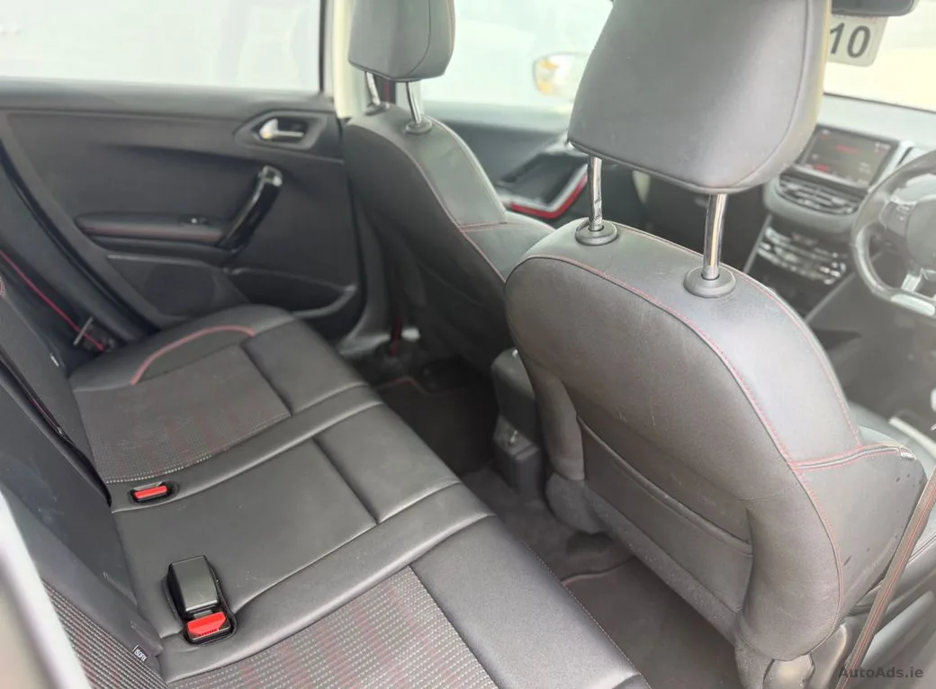 2017 Peugeot 2008 – photo 13