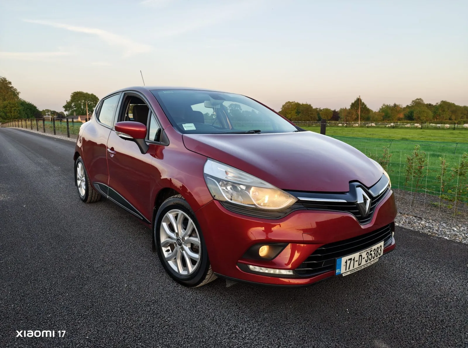 2017 Renault Clio – photo 1