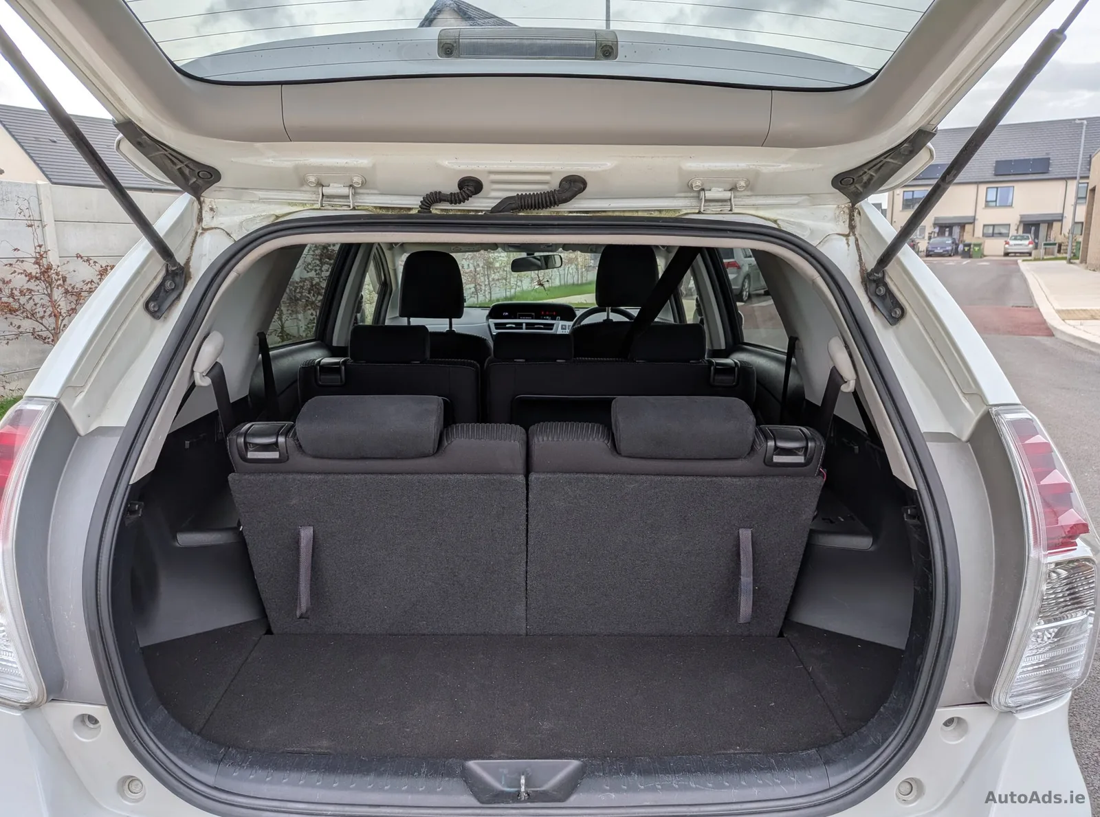 2015 Toyota Prius – photo 5