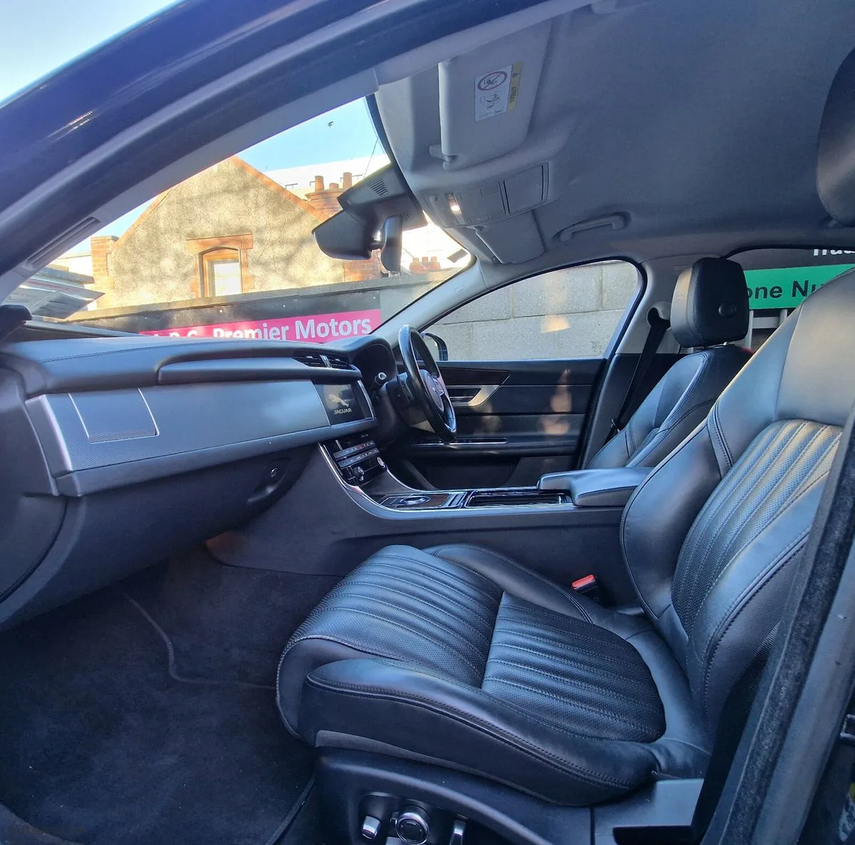 2017 Jaguar XF – photo 8