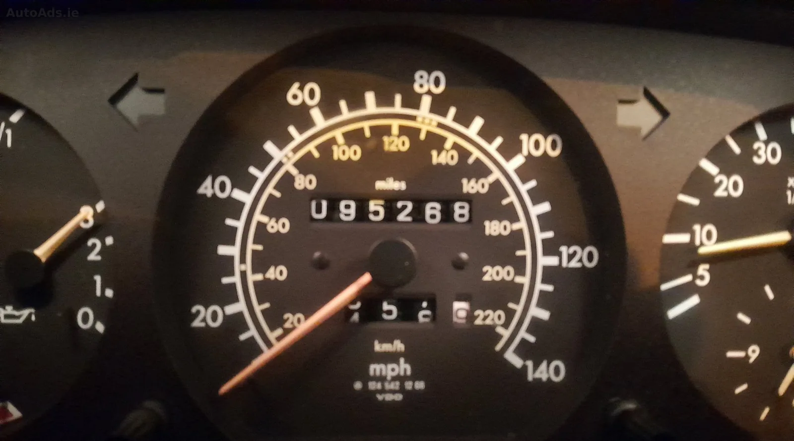 1988 Mercedes-Benz W124