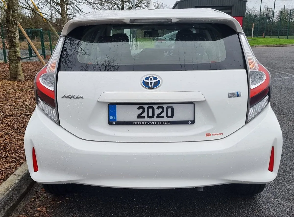2020 Toyota Aqua – photo 5