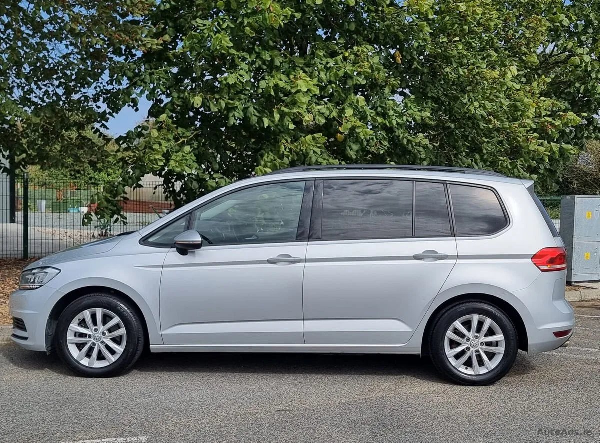 2016 Volkswagen Touran – photo 12