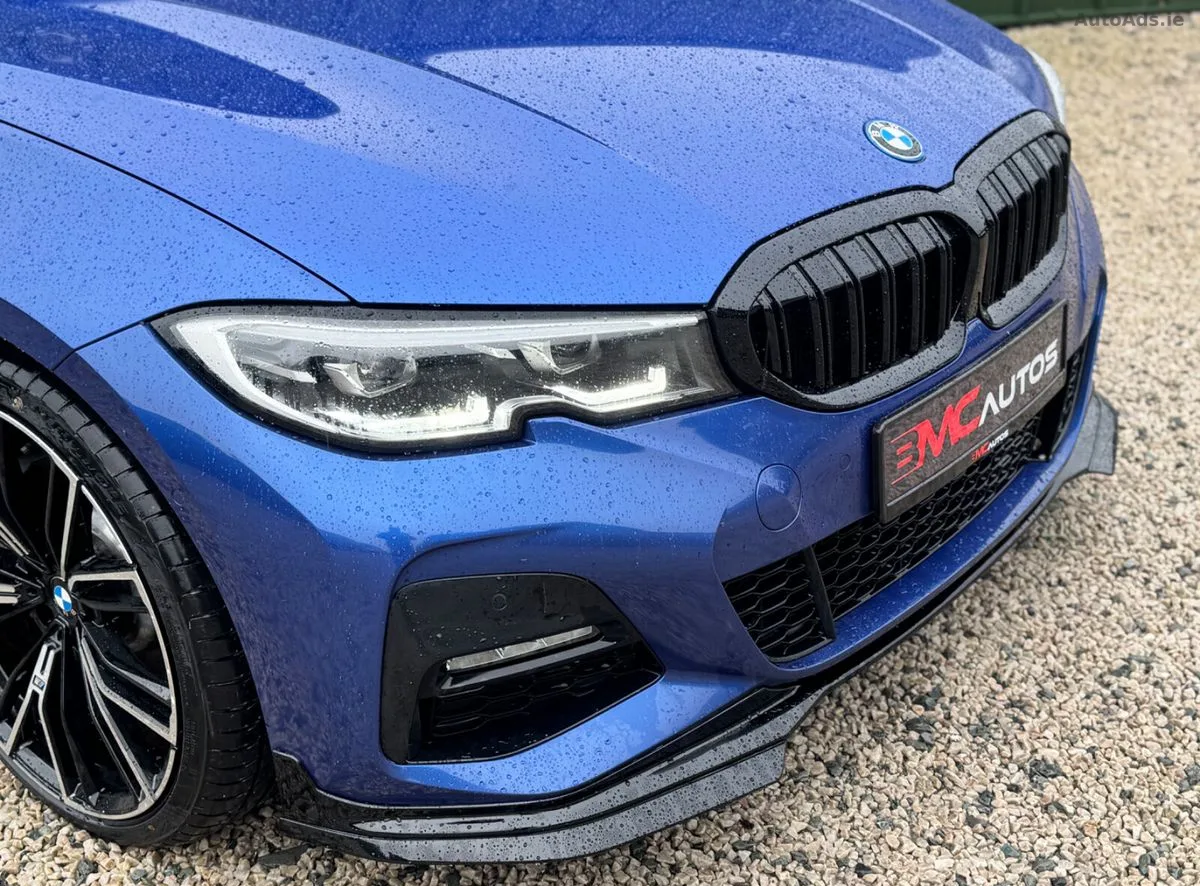 2022 BMW 3-Series – photo 2