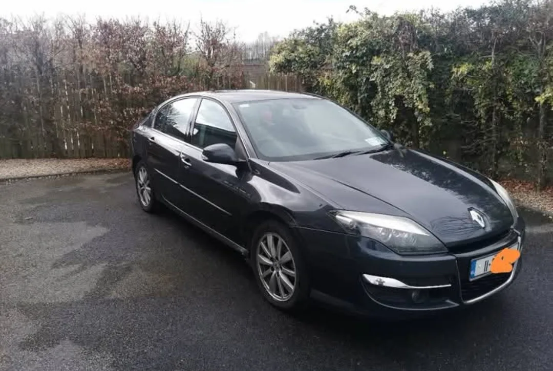 2011 Renault Laguna – photo 2