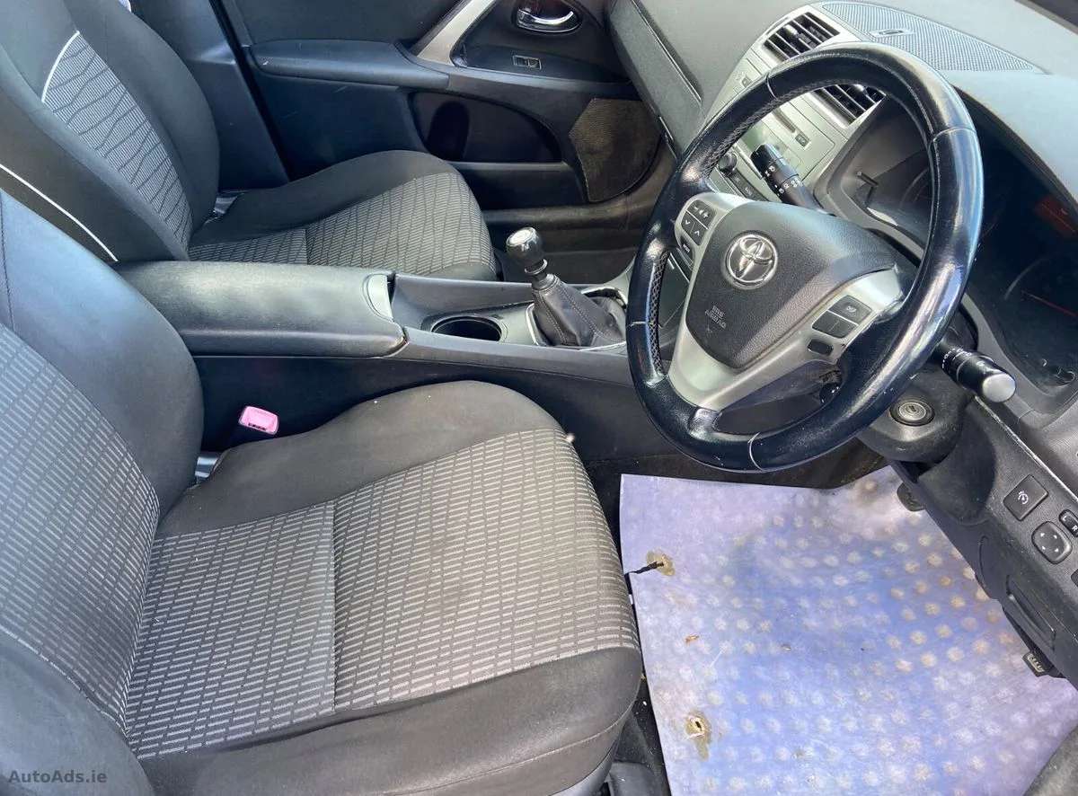 2012 Toyota Avensis – photo 5