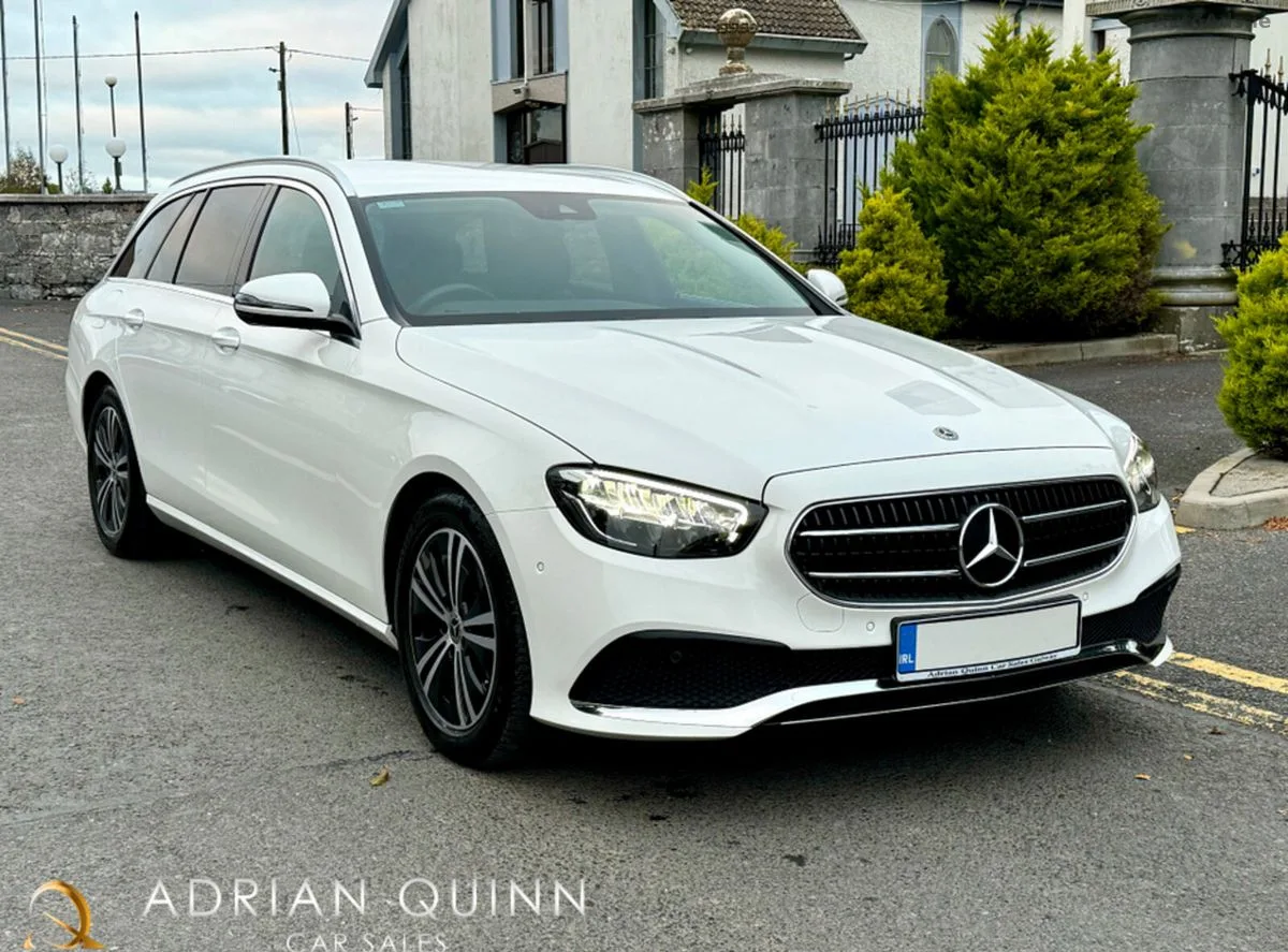 2022 Mercedes-Benz E-Class – photo 4