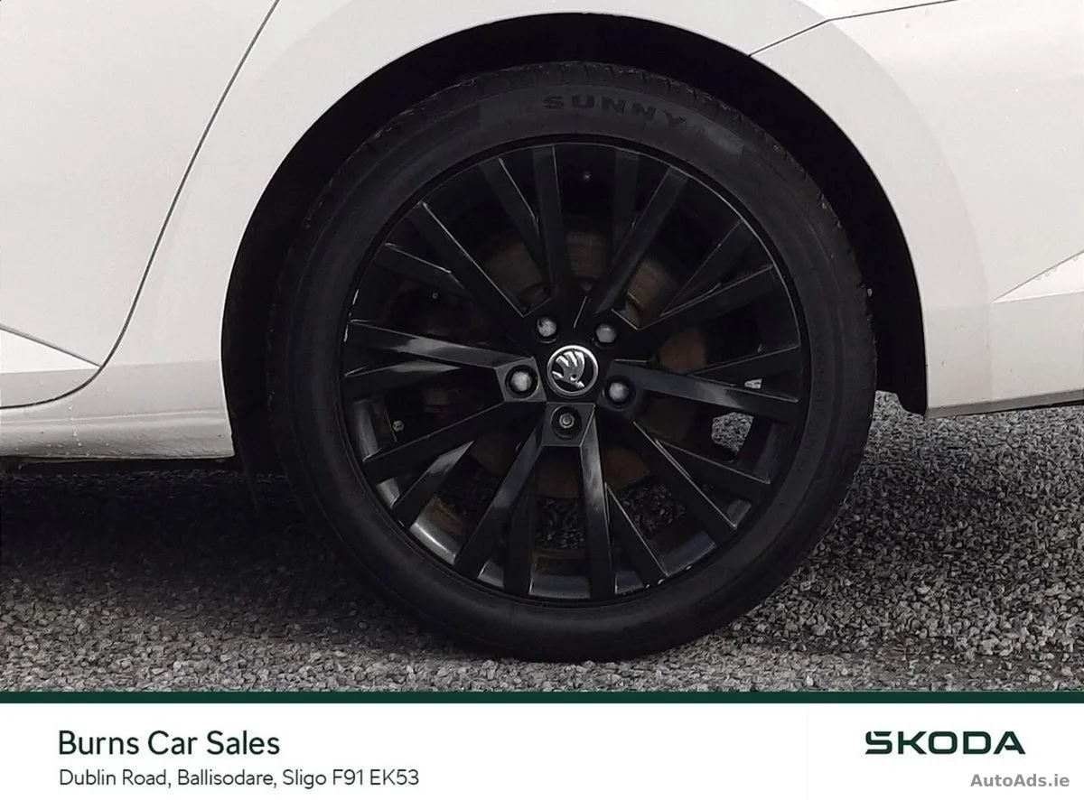 2021 Skoda Superb – photo 9