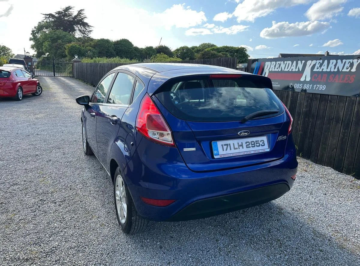 2017 Ford Fiesta – photo 4