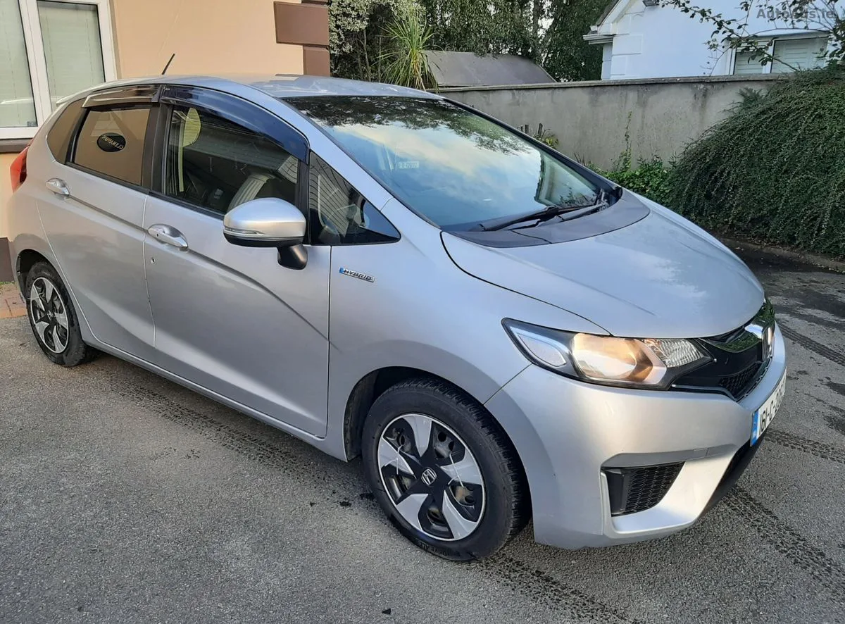 HONDA FIT HYBRID AUTOMATIC 2016