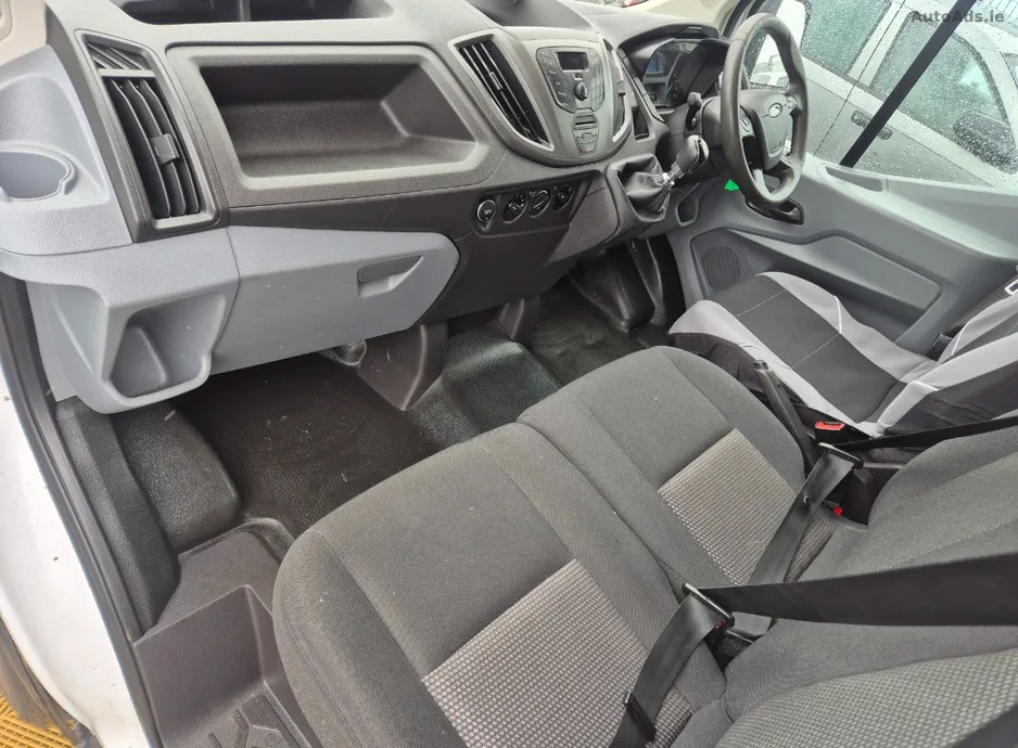 2018 Ford Transit – photo 6