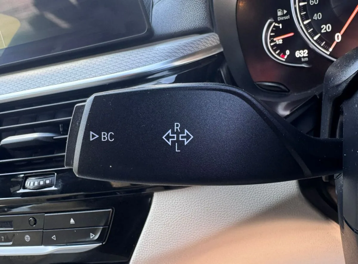 2018 BMW 5-Series – photo 20