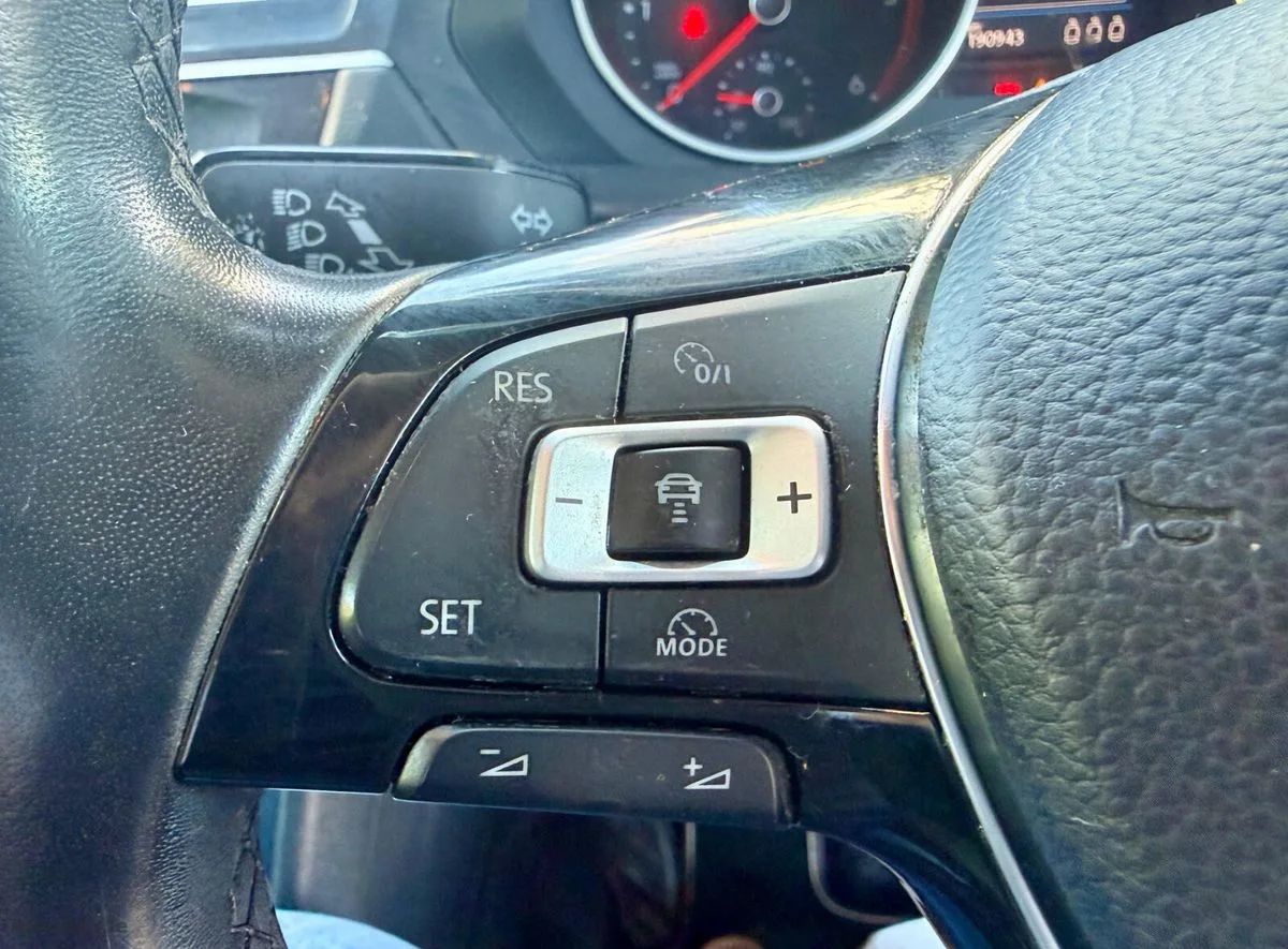 2018 Volkswagen Tiguan – photo 11