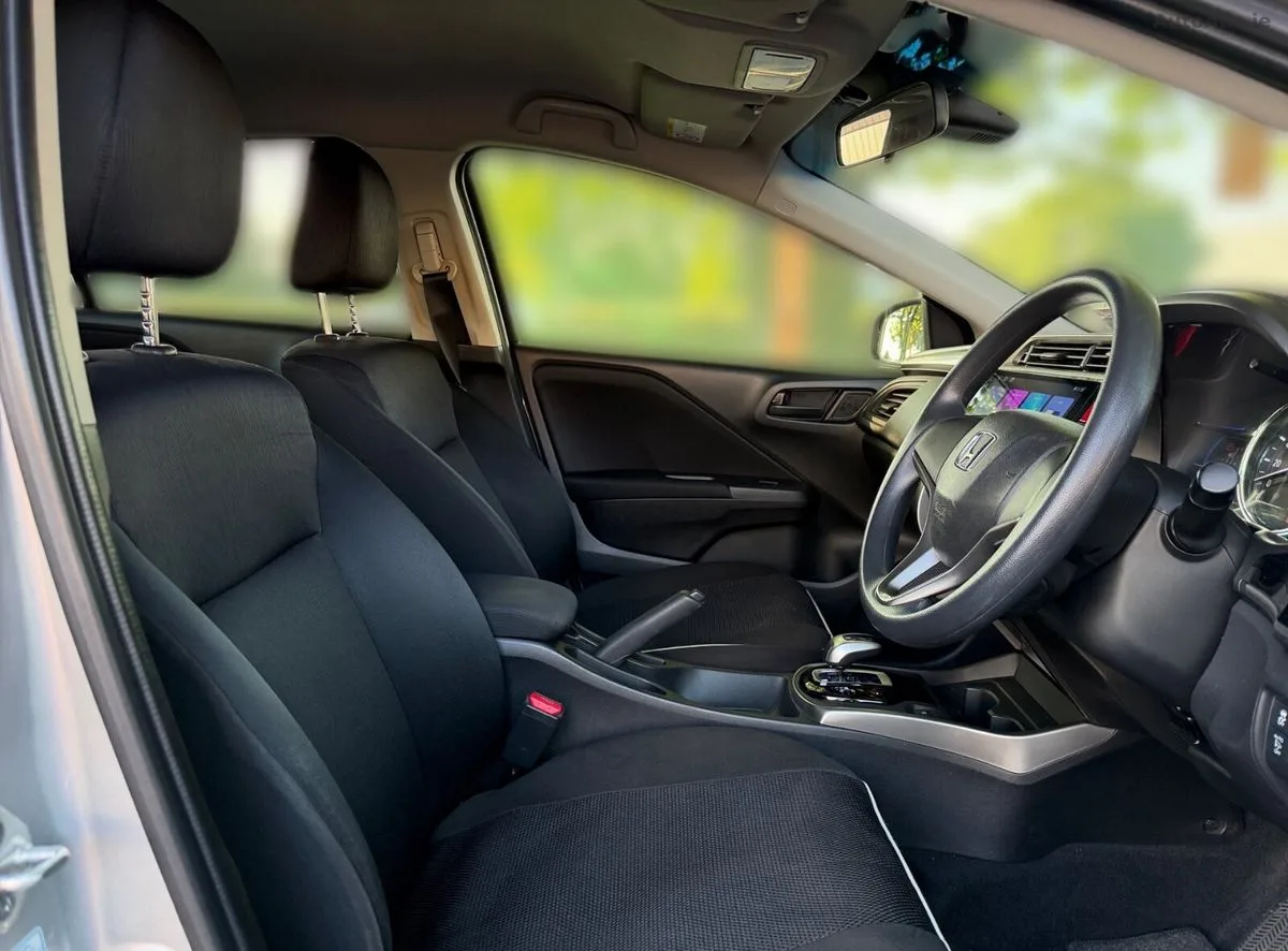 2016 Honda Grace – photo 9