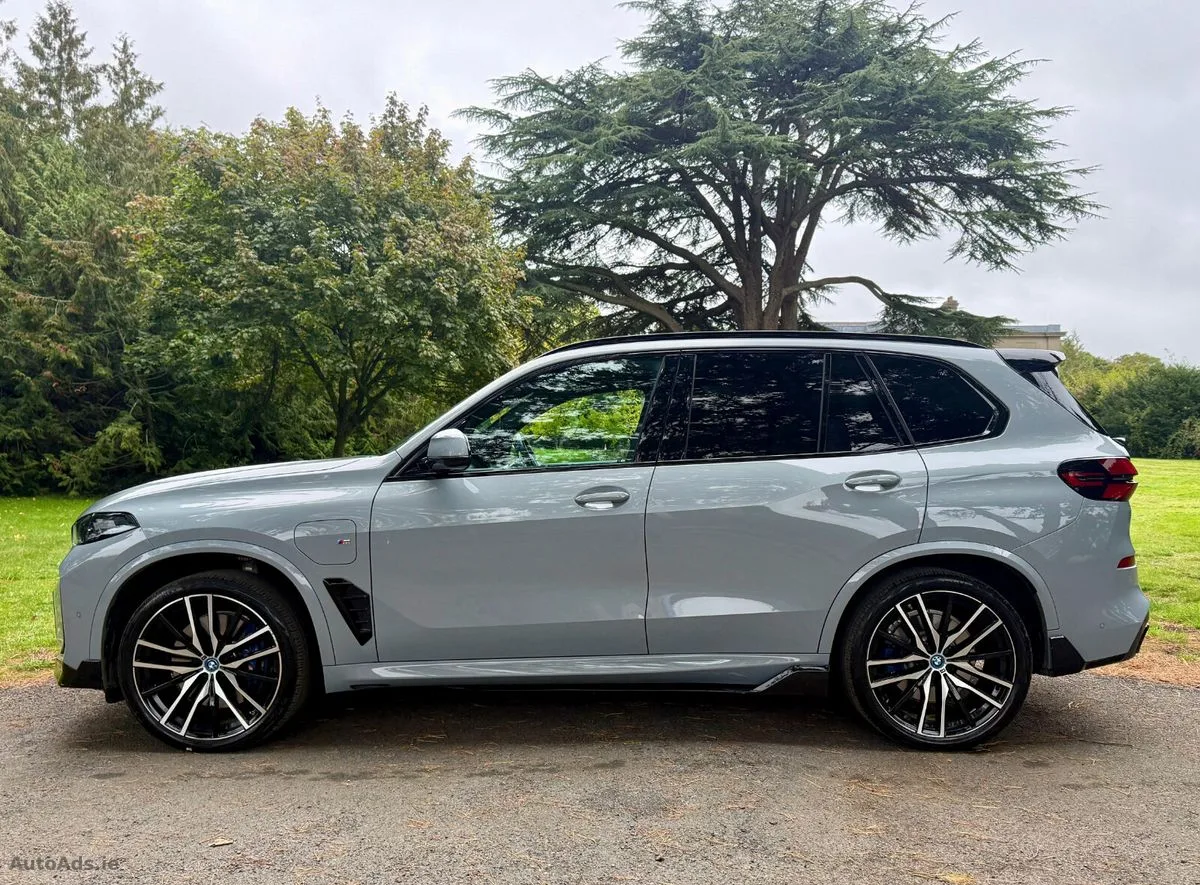 2025 BMW X5 – photo 8