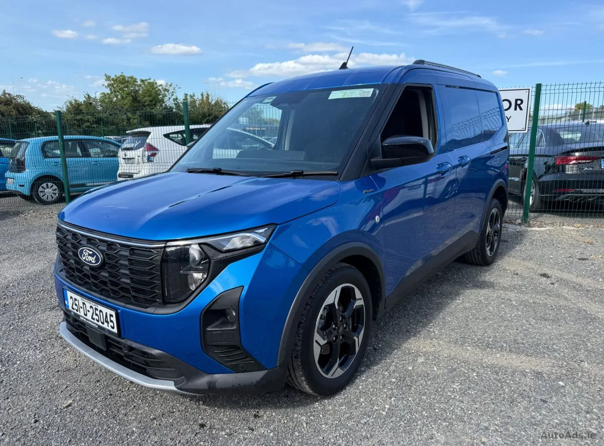 2025 Ford Courier